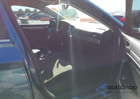 2021 Volkswagen Jetta 1.4T R-Line/1.4T S/1.4T Se из США, поврежденный, VIN 3VWC57BU5MM098949